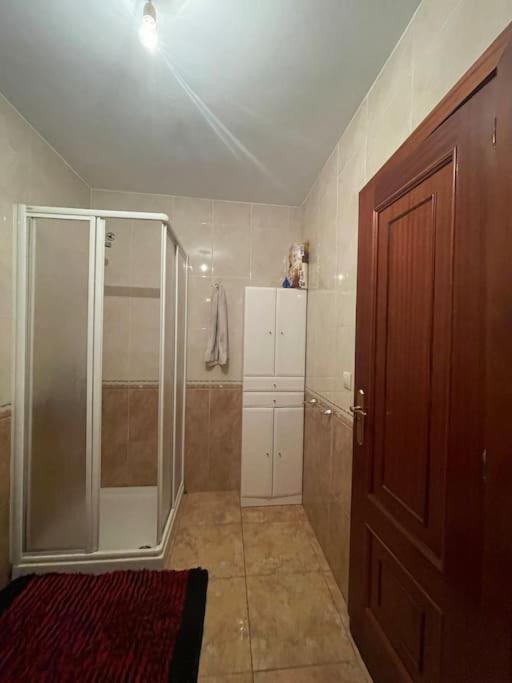 Chalet Casa Con Piscina En Arbo Vigo エクステリア 写真