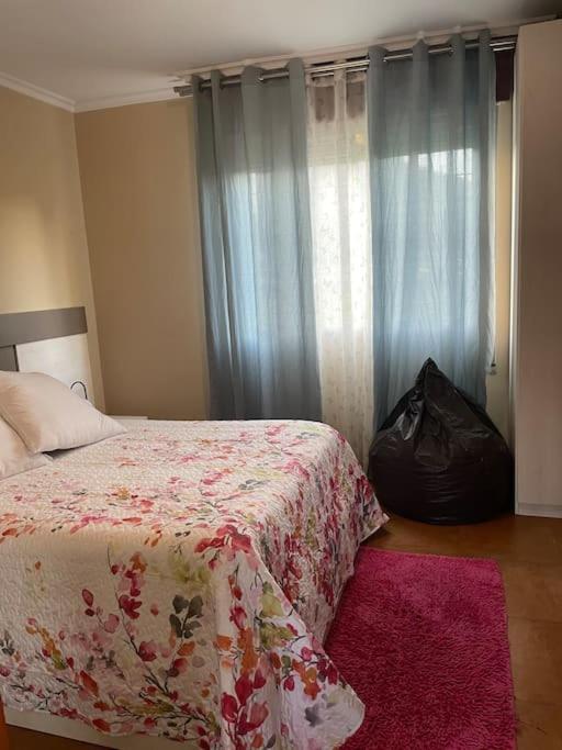 Chalet Casa Con Piscina En Arbo Vigo エクステリア 写真